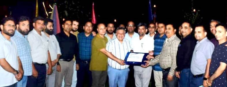 Doda admin bids farewell to outgoing Tehsildar