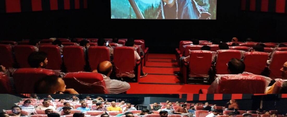 Shahrukh Khan’s movie ‘Jawan’ screened at Cinema Hall Handwara