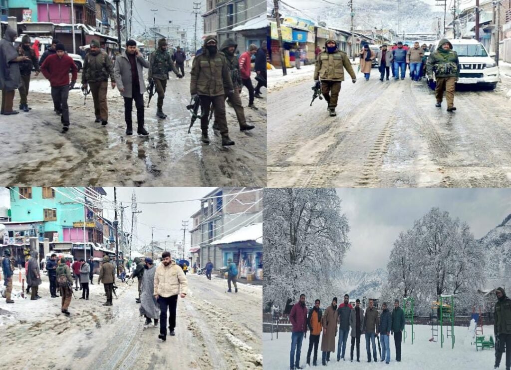 DC inspects snow clearance operation in Kishtwar town