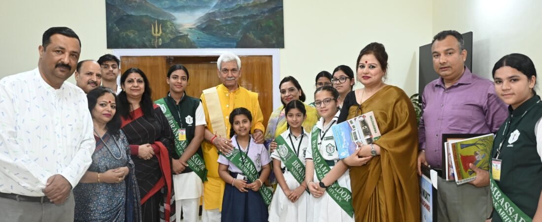 DPS Jammu Delegation Meets LG Manoj Sinha, Highlights Nasha Mukt J&K Campaign