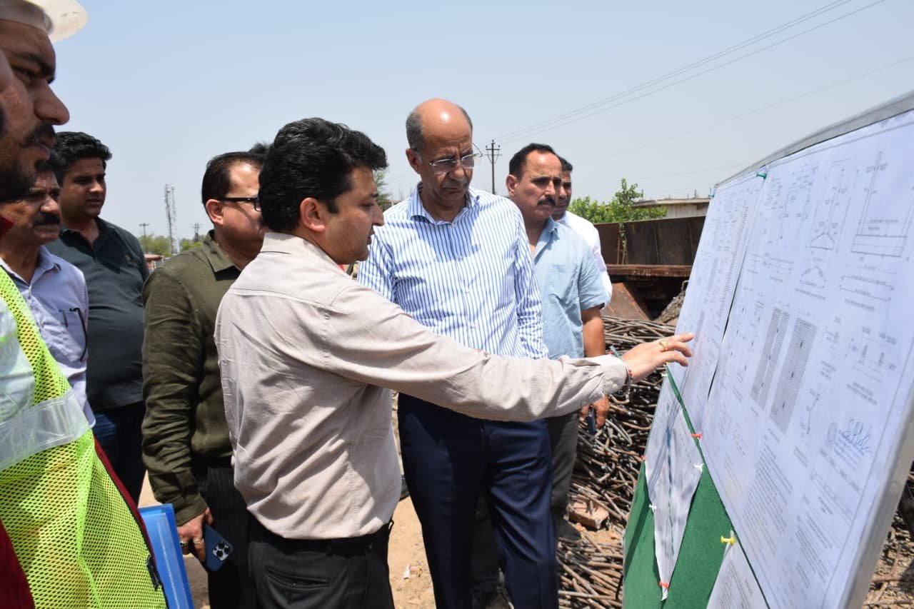 Advisor to Chief Minister reviews New Assembly Complex construction, inspects dev works in Jammu
