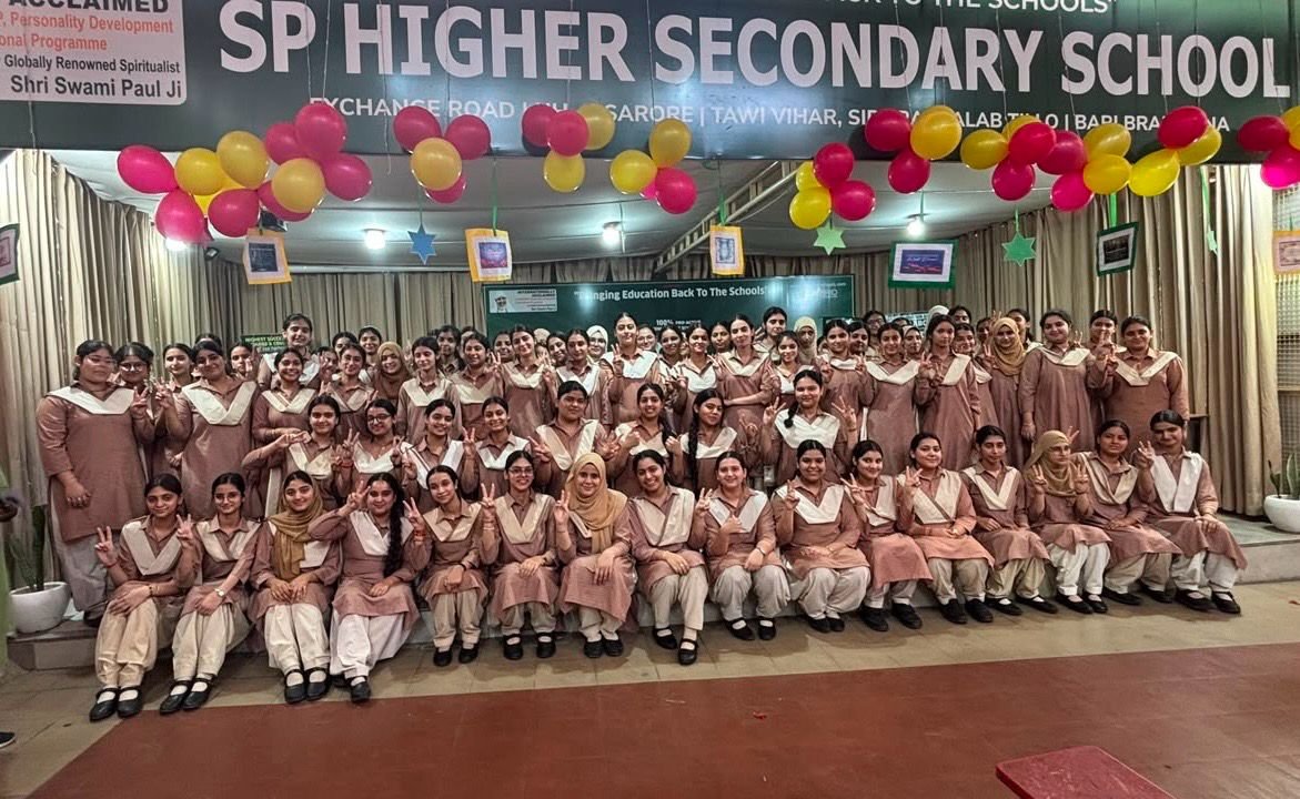 SP Smart School proves its mettle in JKBOSE 11th Results